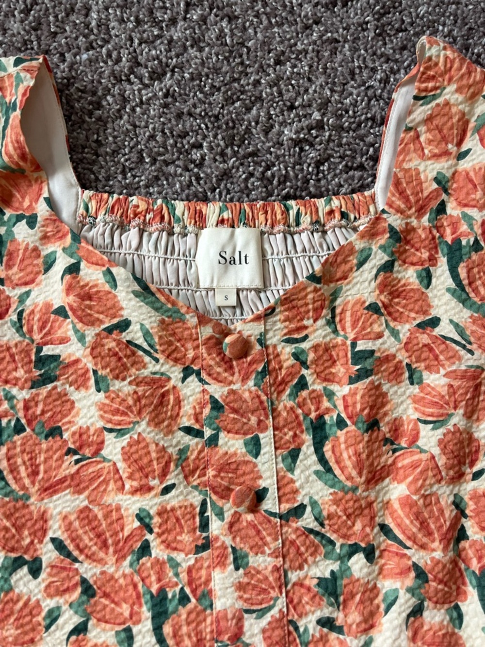 Salt the Label from Roolee. Floral Puff-Sleeve Blouse in Orange Multi